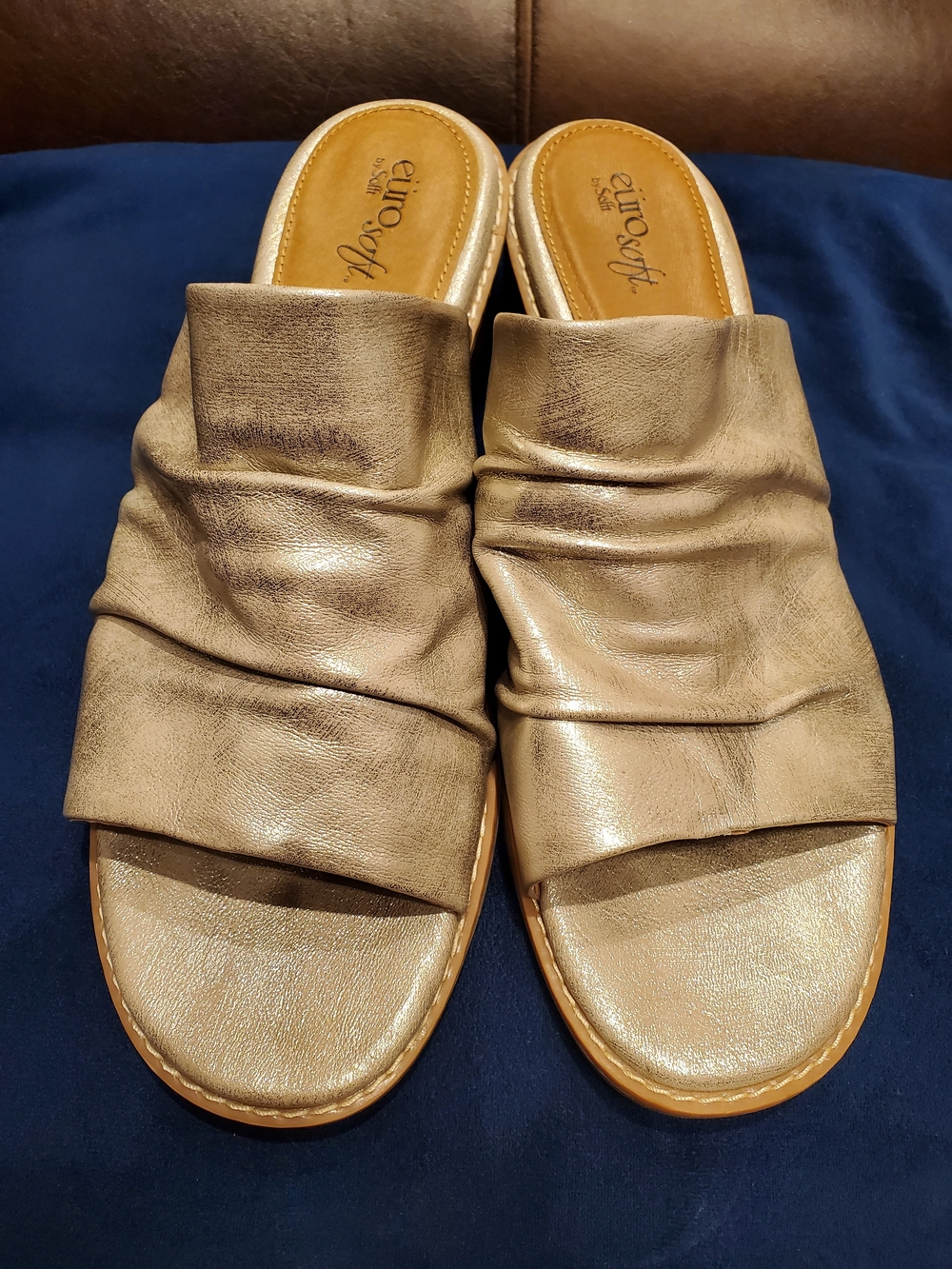 Sofft Metallic Brushed Gold Slide Sandals for Women
